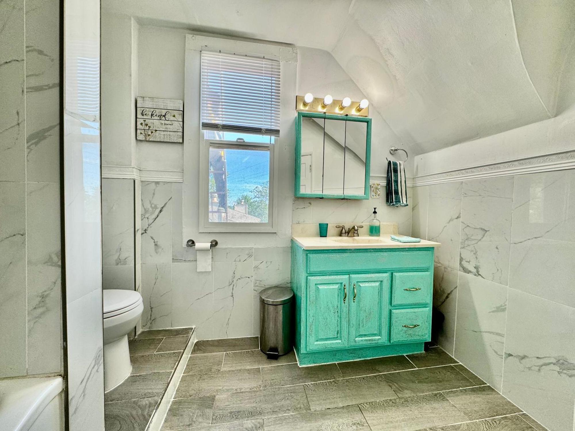 Private Room With Two Twin Beds Air Conditioning And Shared Bathrooms Located Near Seatac Airport And Downtown Seattle Exterior foto